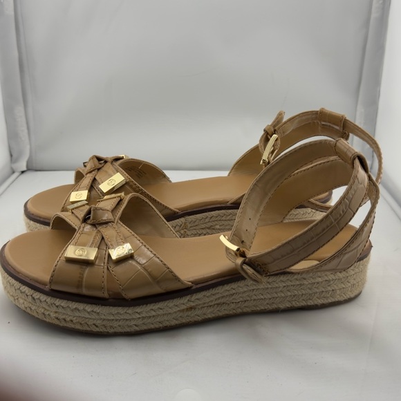 Michael Kors Brown Sandals with Gold Details - Picture 3 of 5